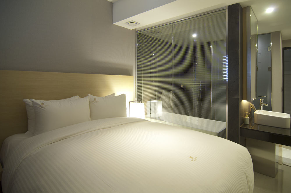 Suwon Top Cloud Hotel Dış mekan fotoğraf