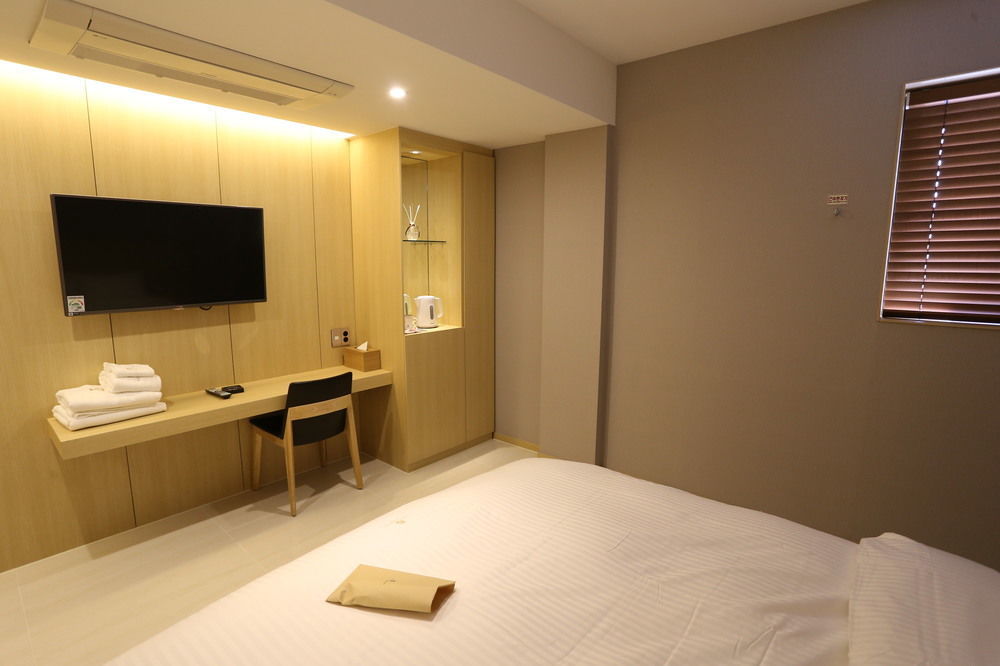 Suwon Top Cloud Hotel Dış mekan fotoğraf