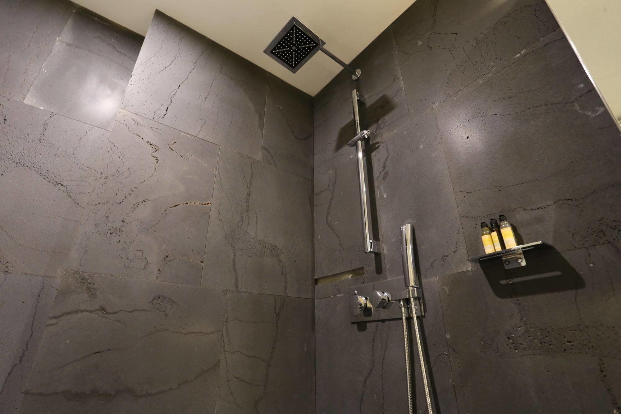Suwon Top Cloud Hotel Dış mekan fotoğraf