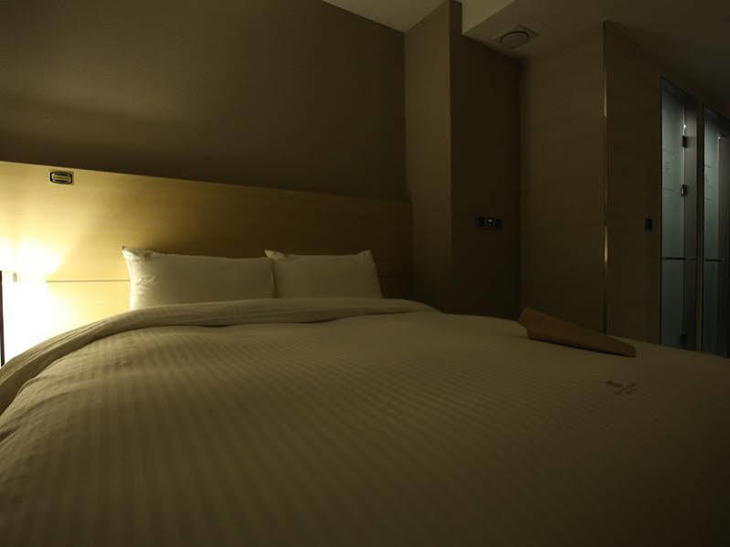 Suwon Top Cloud Hotel Dış mekan fotoğraf